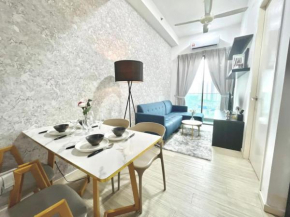 PJ 2 Room ID home design 1-8 pax 5 min to One U